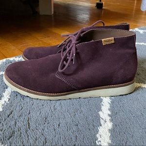 Vans Suede Dress Shoes- Booties. Women’s 10. Maroon/Purple.